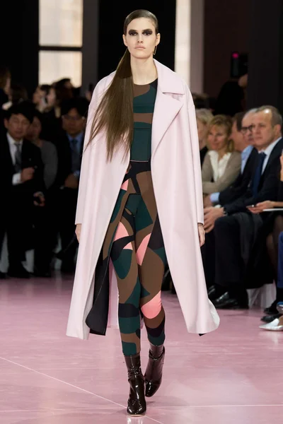 Look 47